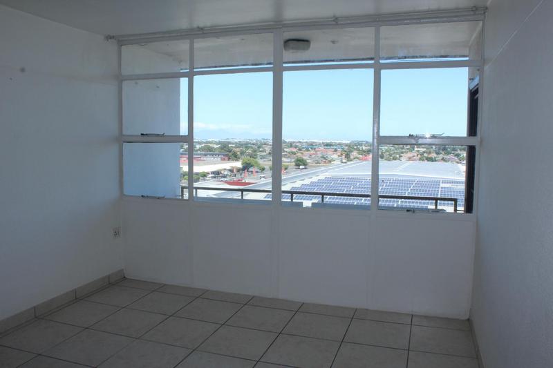 1 Bedroom Property for Sale in Fairfield Estate Western Cape